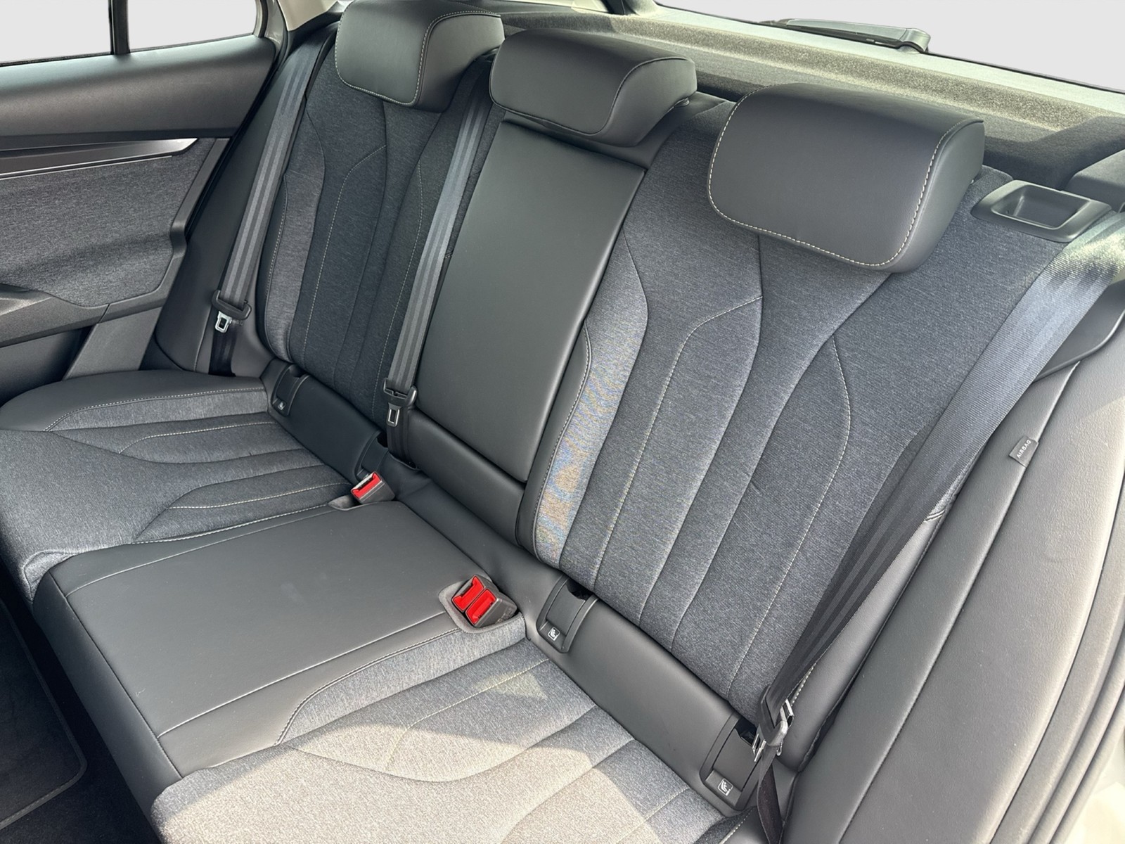 Skoda Elroq 85 LOFT WÄRMEPUMPE AHK CAM ACC LM20 MATRIX