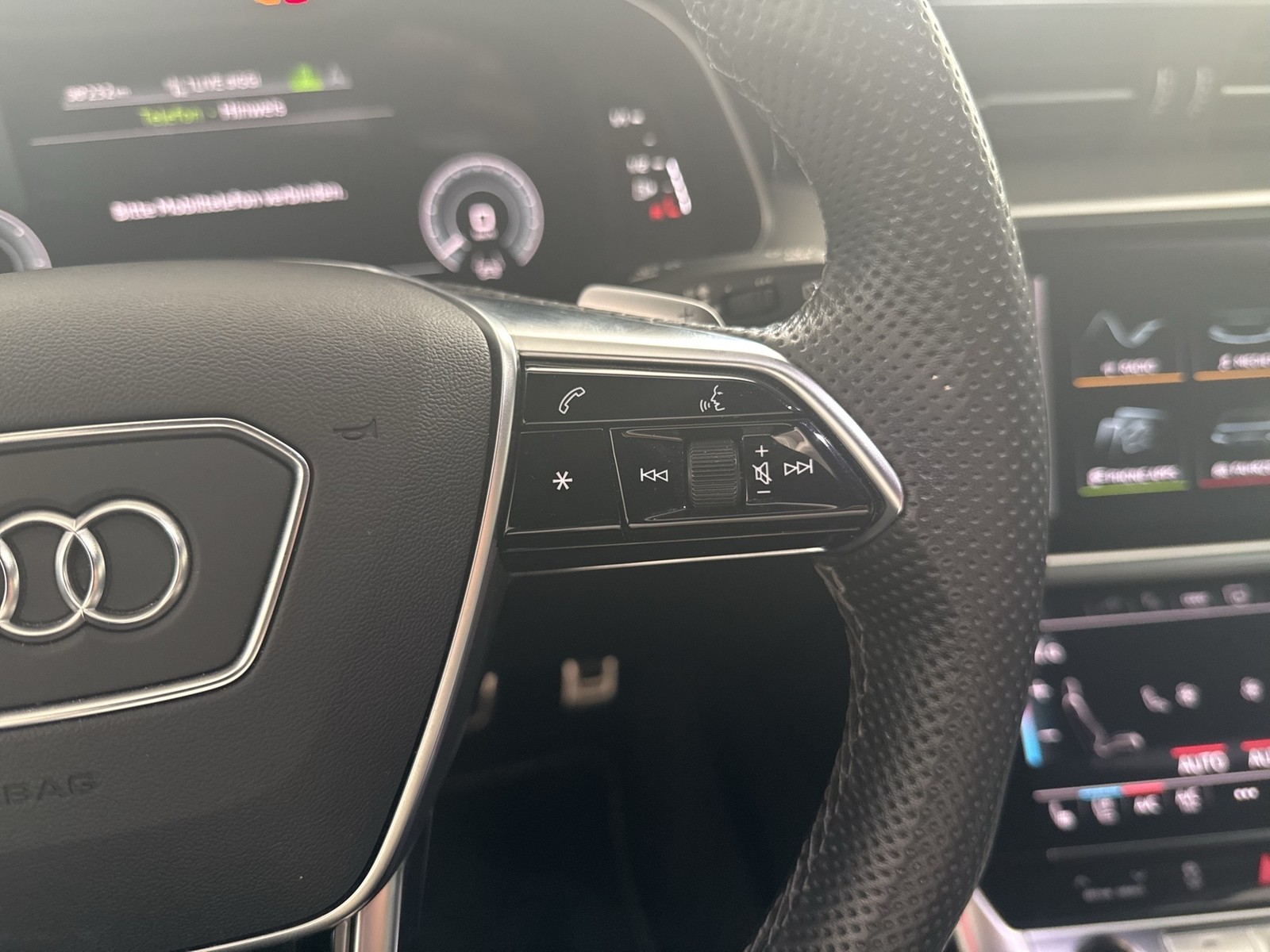 Audi A6 Avant 55 HYBRID Qu. S LINE PANO B&O LM20