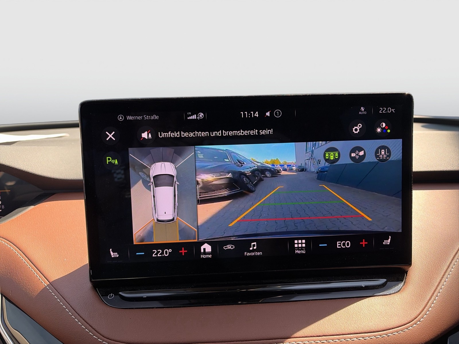 Skoda Enyaq 60 ecoSuite LEDER AHK 360CAM ACC LM20 NAVI
