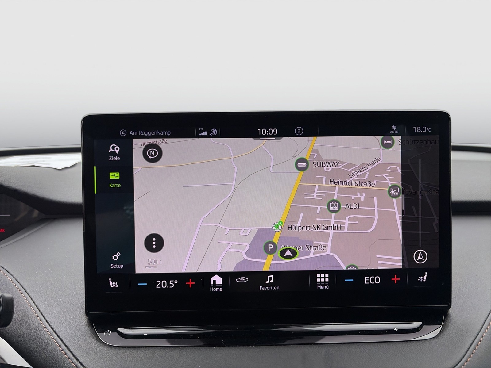 Skoda Enyaq 60 SUITE LEDER CAM ACC LM19 MATRIX EKLAPPE