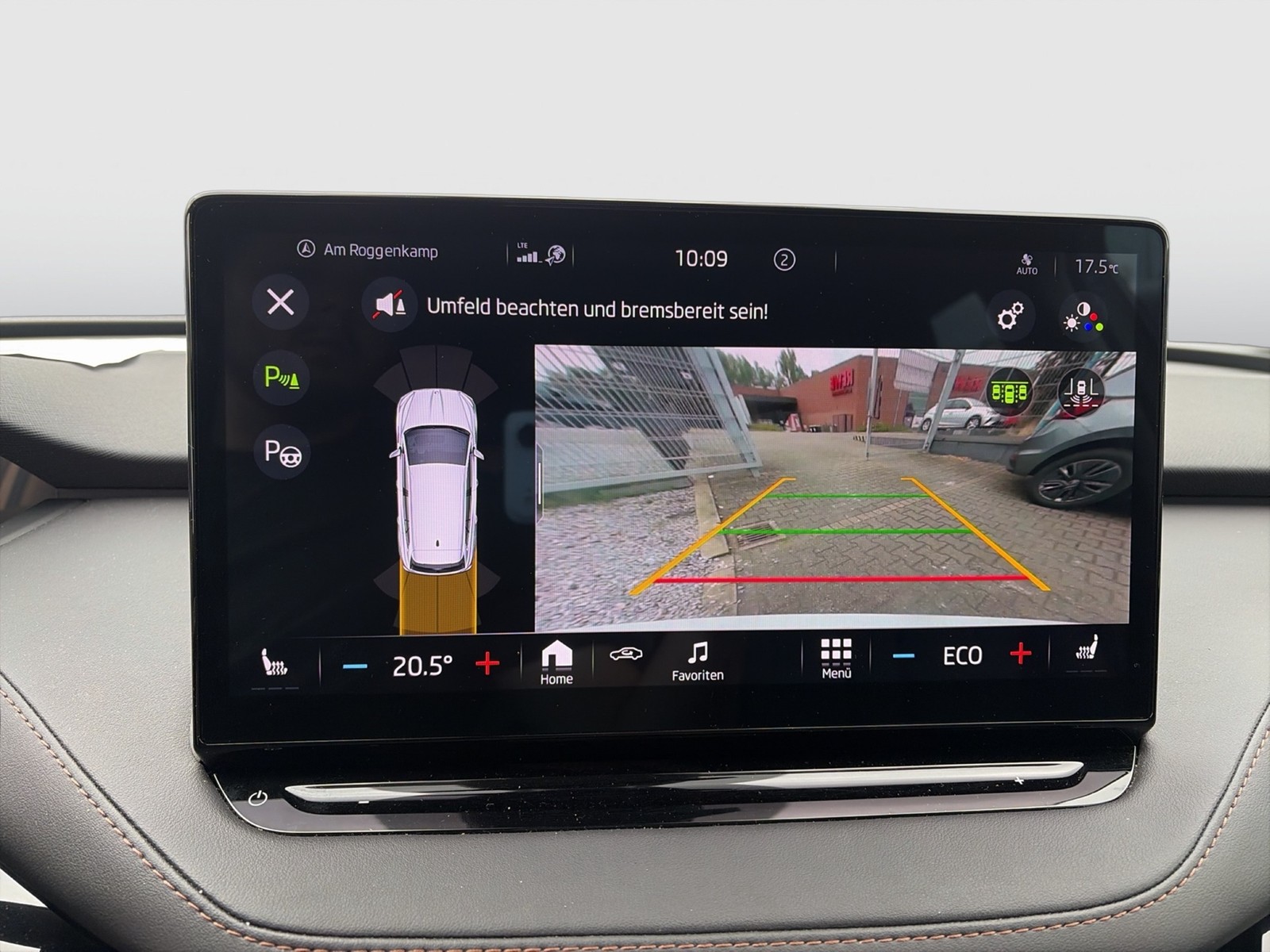 Skoda Enyaq 60 SUITE LEDER CAM ACC LM19 MATRIX EKLAPPE