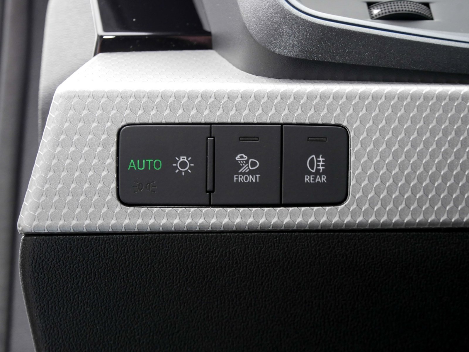 Audi A1 Sportback 40 TFSI S tronic S Line Kamera+SLine+APS+Optikpaket+MMINavi+