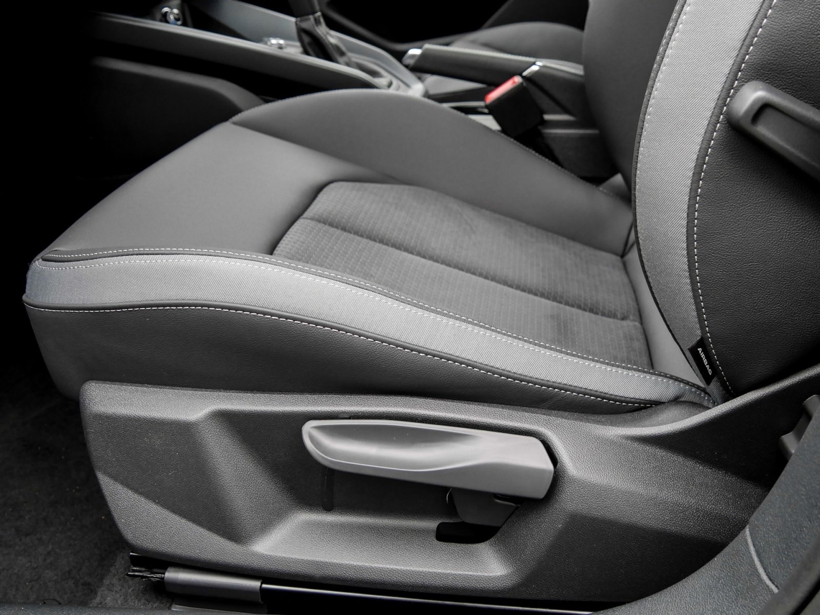 Audi A1 Sportback 40 TFSI S tronic S Line Kamera+APS+Optikpaket+MMINaviPlus+