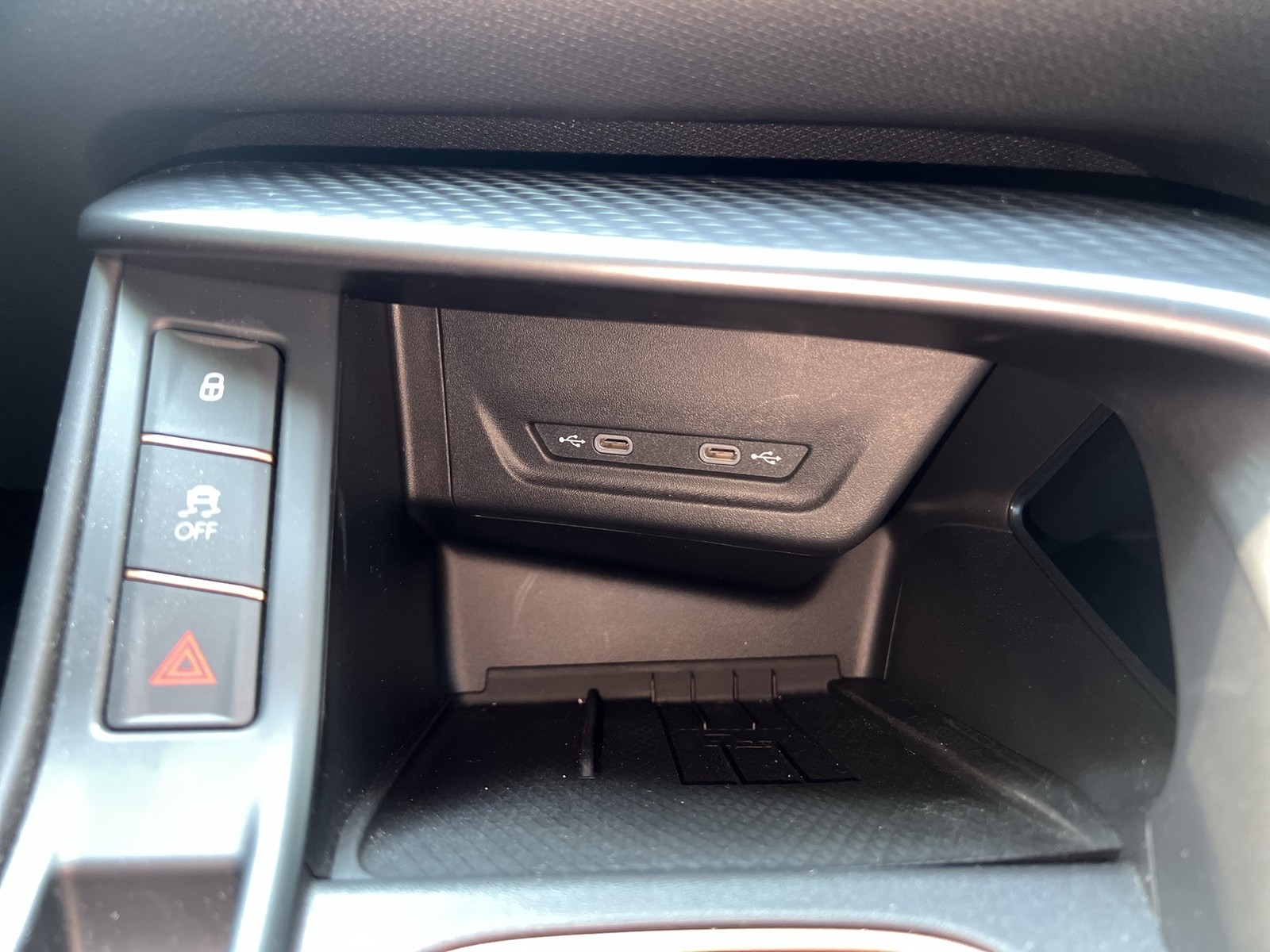 Cupra Terramar 1.5 HYBRID 360CAM ACC LM20 HEAD-UP NAVI