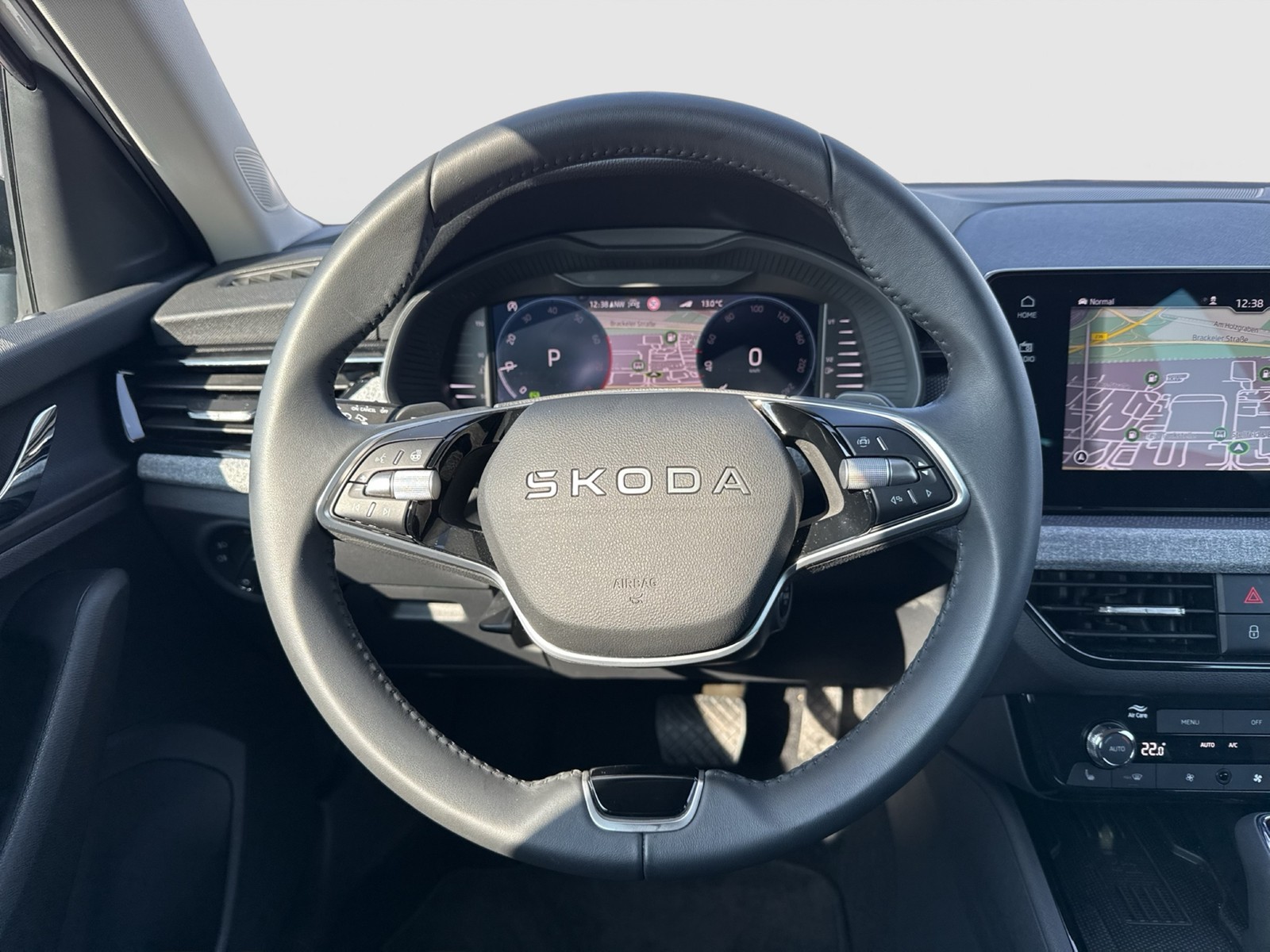 Skoda Kamiq 1.0 TOUR BLACKPACKAGE CAM NAVI MATRIX