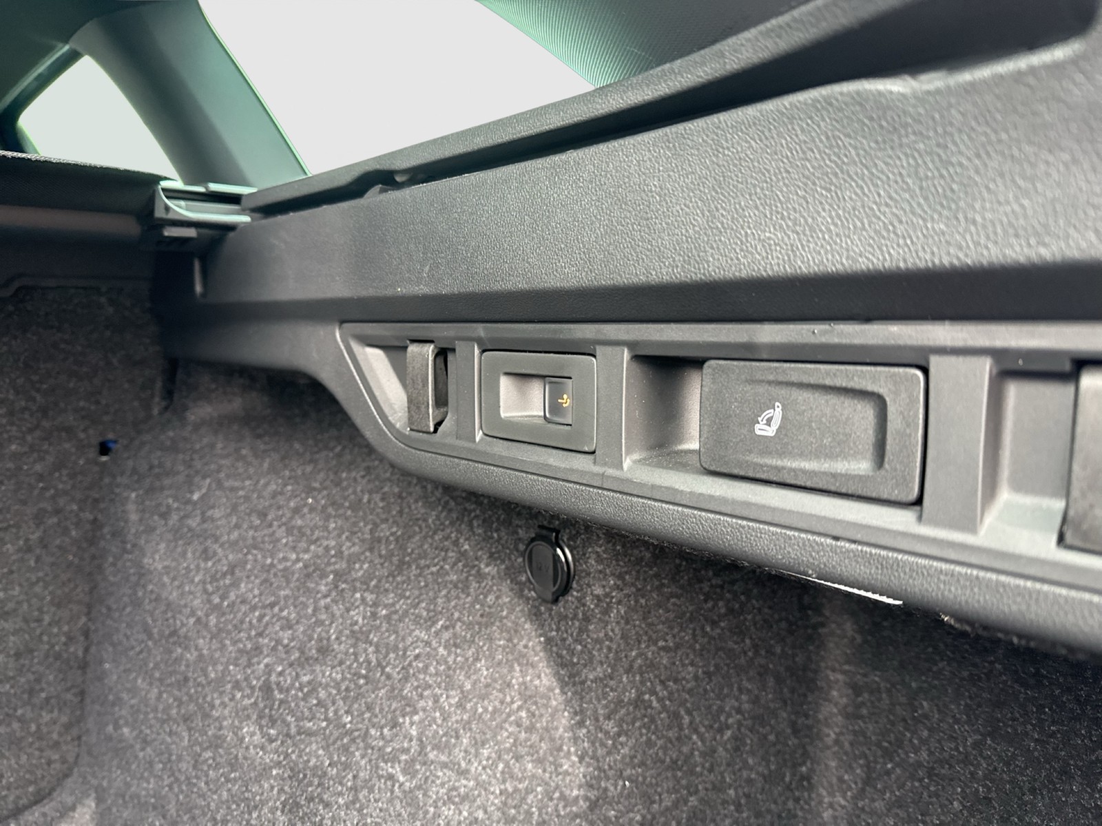 Skoda Octavia Combi 2.0 RS AHK CAM ACC HEAD-UP MATRIX