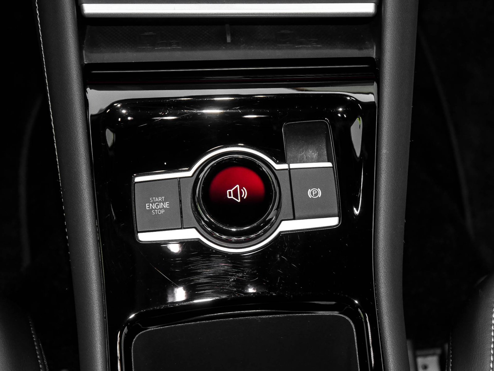 Volkswagen Tiguan 2.0 ELEGANCE NEUESMODELL AHK 360°CAM LM18