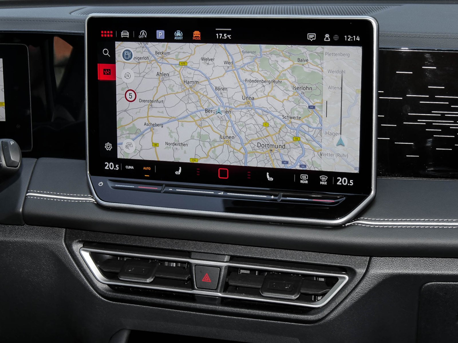 Volkswagen Tiguan 2.0 ELEGANCE NEUESMODELL AHK 360°CAM LM18