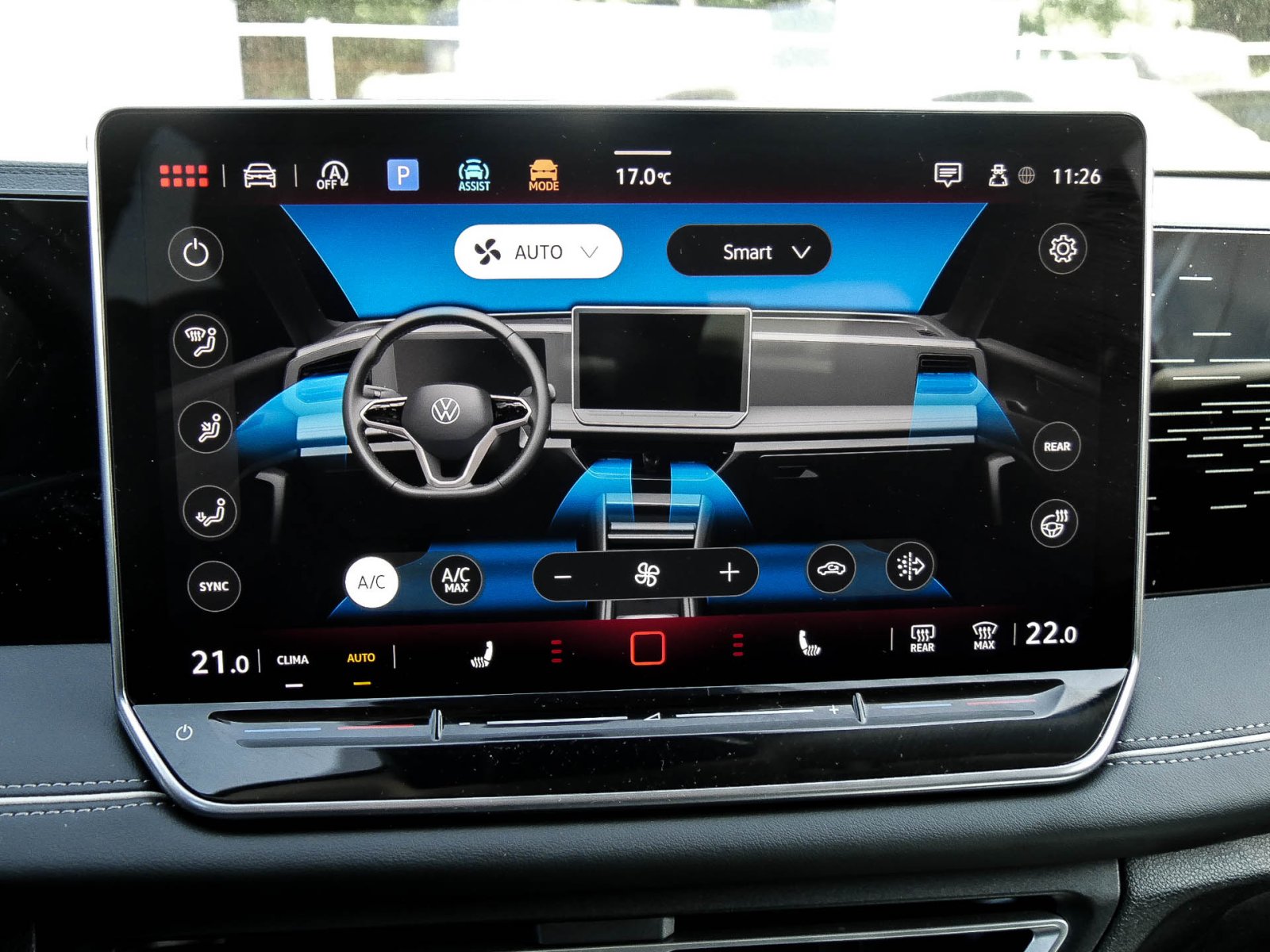 Volkswagen Tiguan 2.0 ELEGANCE NEUESMODELL AHK ACC LM18 NAVI