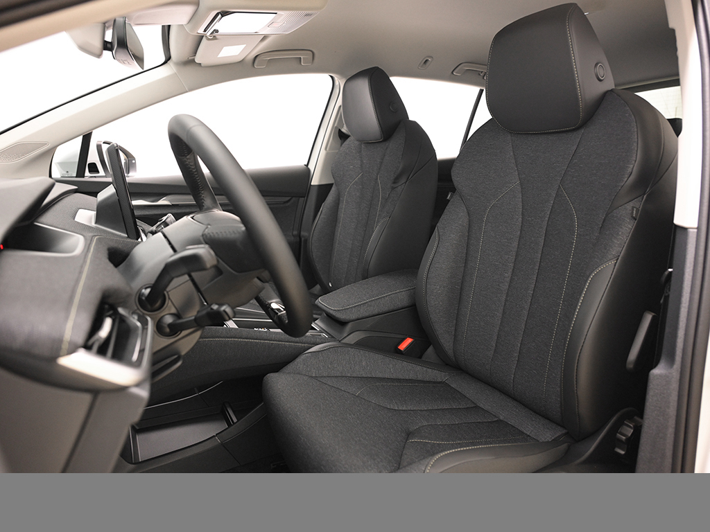 Skoda Elroq 60 AHK NAVI KEYLESS SITZHZG CAM LM19