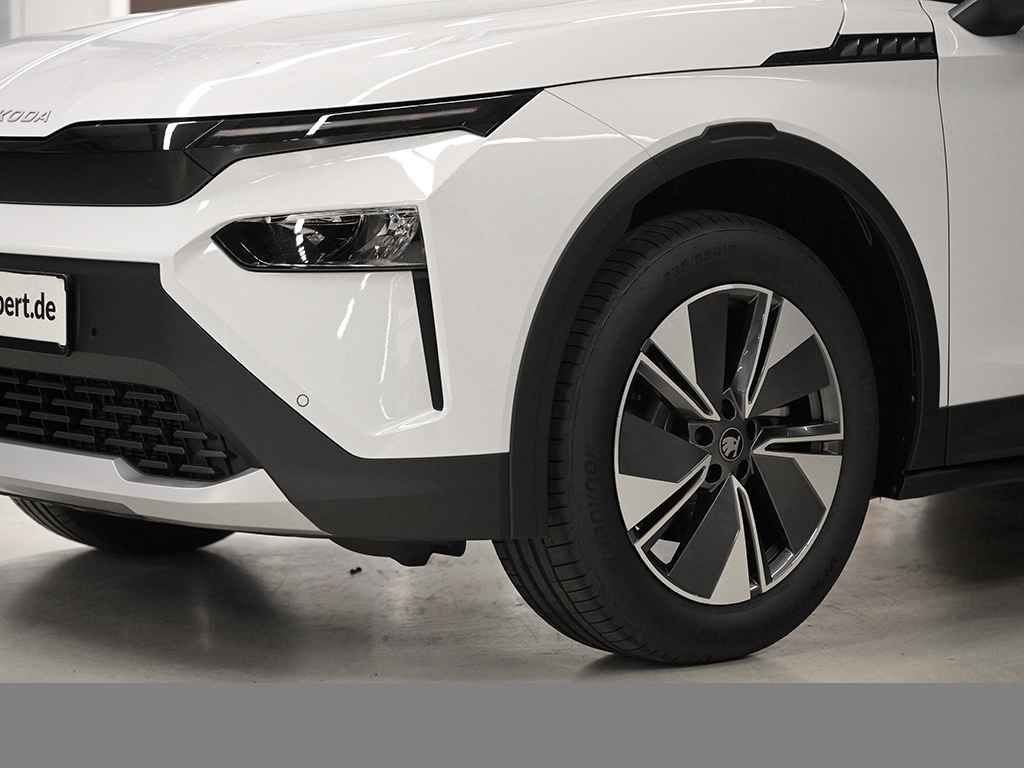 Skoda Elroq 60 AHK NAVI KEYLESS SITZHZG CAM LM19