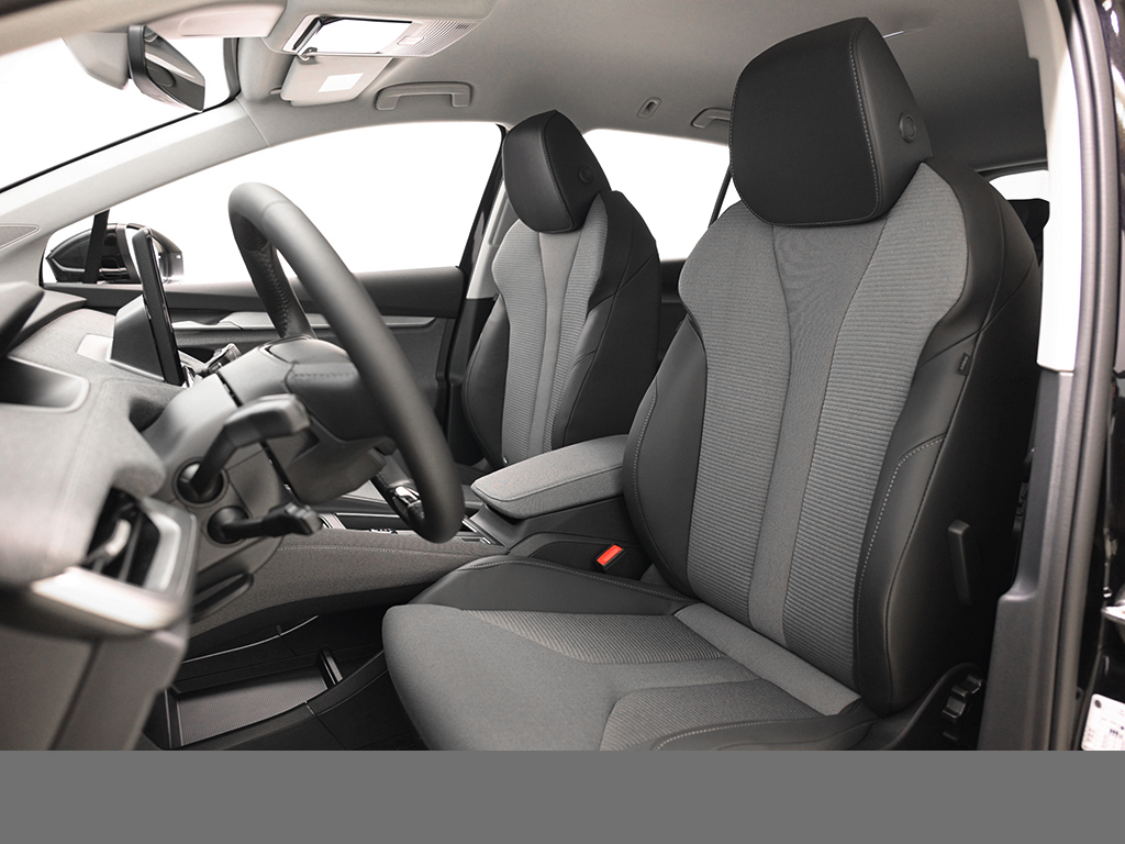 Skoda Enyaq 60 AHK WÄRMEPUMPE eKLAPPE KEYLESS LM19