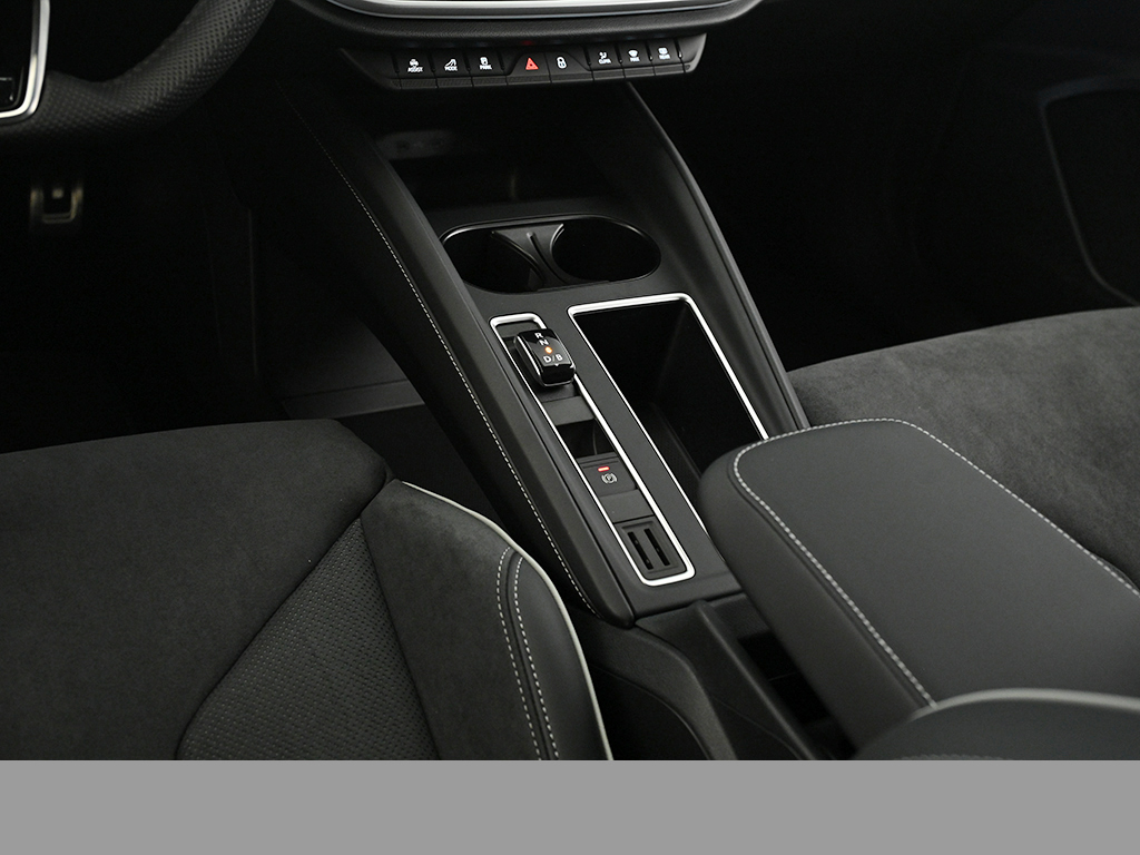 Skoda Enyaq 60 SPORTLINE AHK WÄRMEPUMPE MATRIXLED LM20