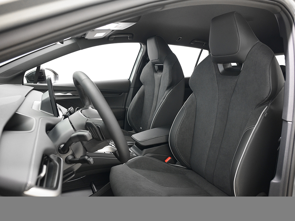 Skoda Enyaq 60 SPORTLINE AHK MATRIXLED eKLAPPE NAVI