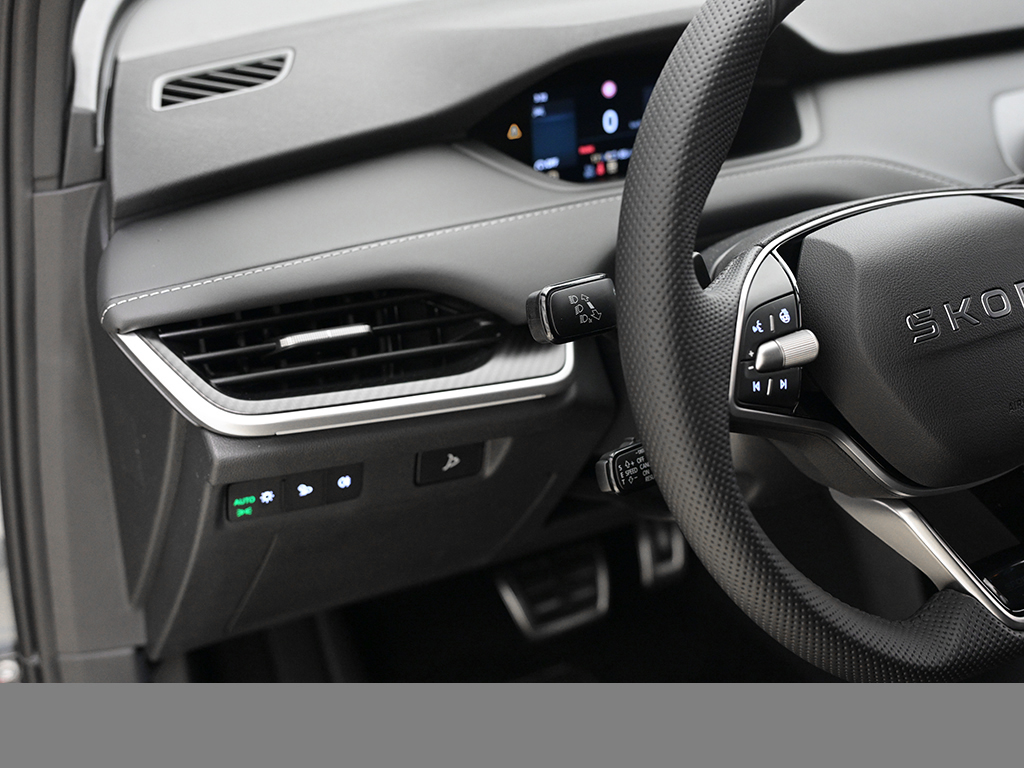 Skoda Enyaq 60 SPORTLINE AHK MATRIXLED eKLAPPE NAVI