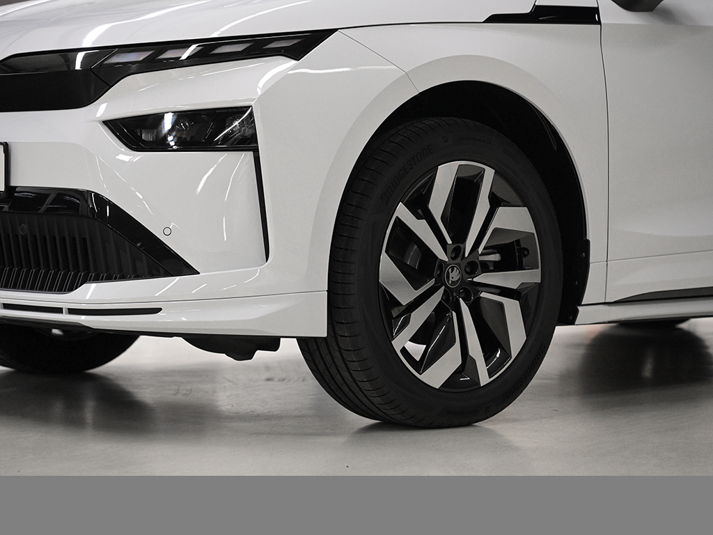 Skoda Enyaq 60 SPORTLINE AHK MATRIXLED eKLAPPE NAVI