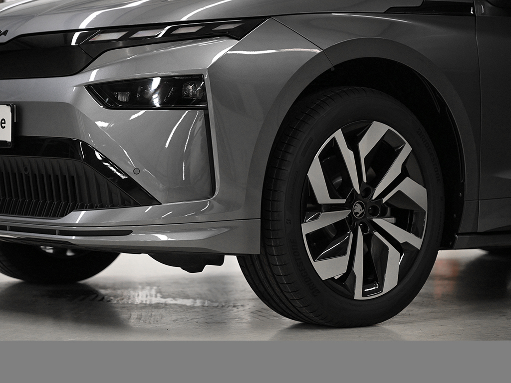 Skoda Enyaq 60 SPORTLINE AHK MATRIXLED eKLAPPE NAVI