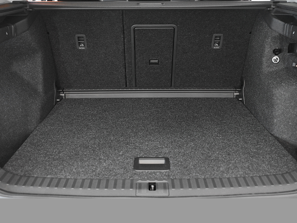 Skoda Enyaq 60 AHK eKLAPPE NAVI SITZHZG