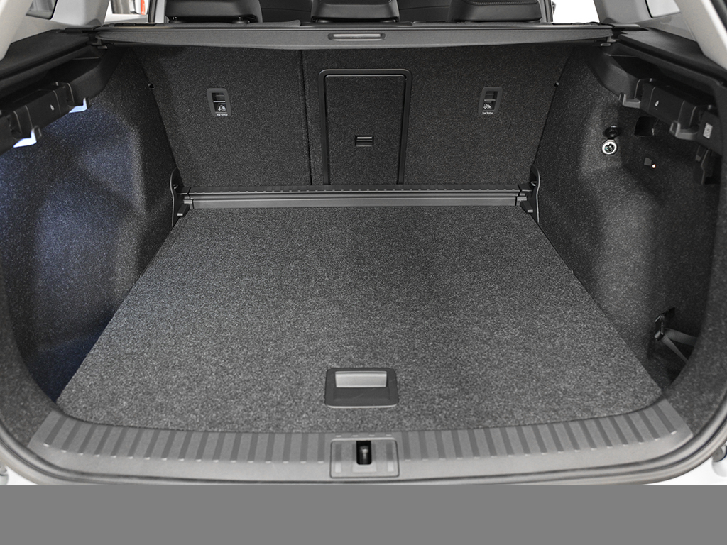 Skoda Enyaq 60 AHK WÄRMEPUMPE eKLAPPE KEYLESS LM19