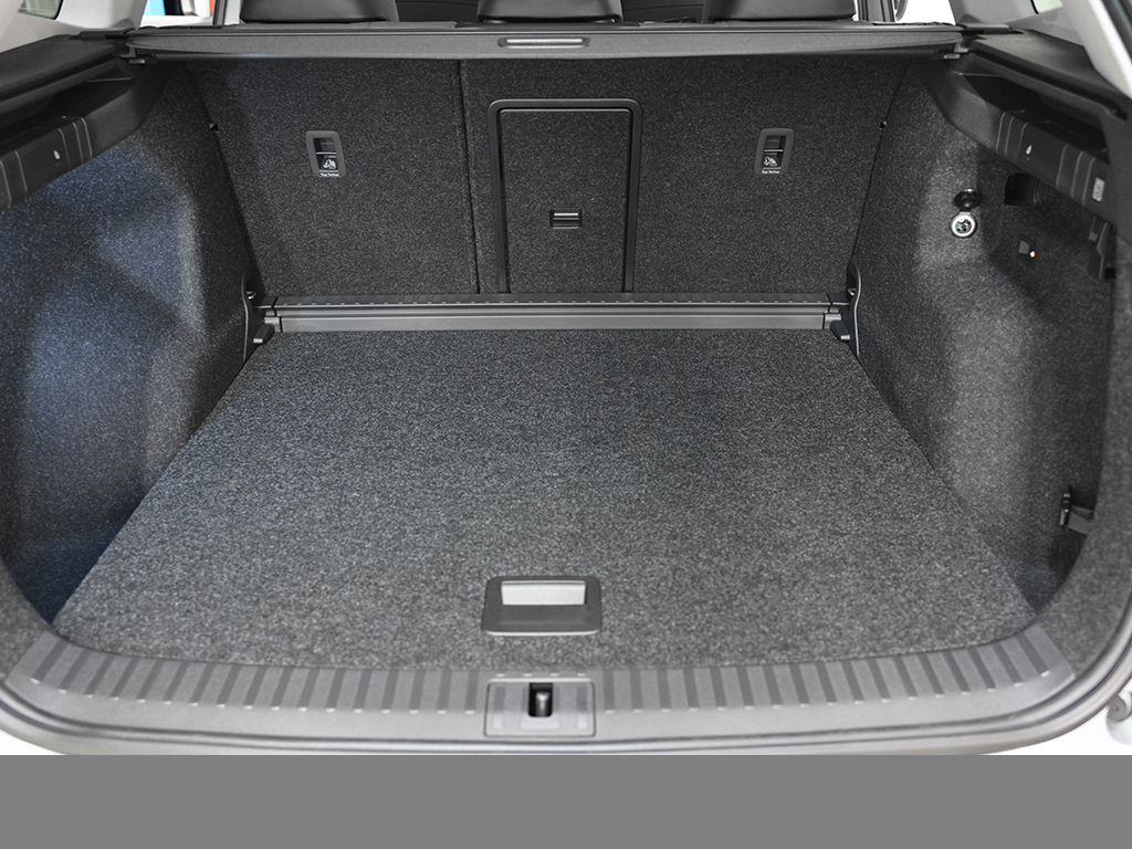 Skoda Enyaq 60 AHK eKLAPPE NAVI SITZHZG