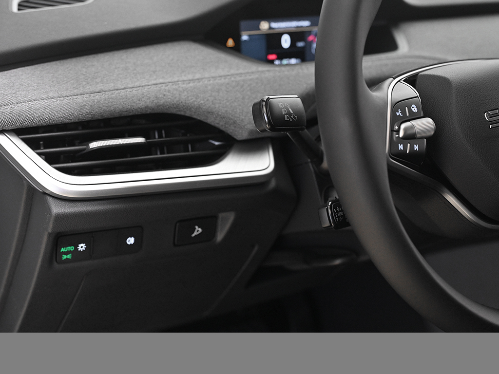 Skoda Enyaq 60 AHK eKLAPPE NAVI SITZHZG