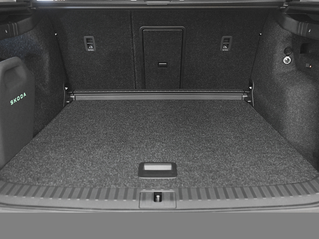 Skoda Enyaq 60 AHK eKLAPPE NAVI SITZHZG