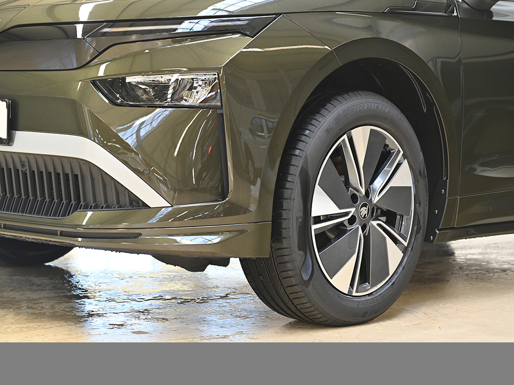 Skoda Enyaq 60 AHK WÄRMEPUMPE eKLAPPE KEYLESS LM19