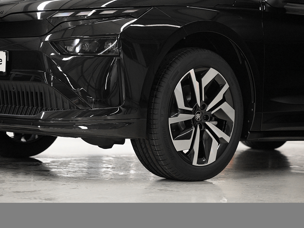 Skoda Enyaq 60 SPORTLINE AHK MATRIXLED eKLAPPE NAVI