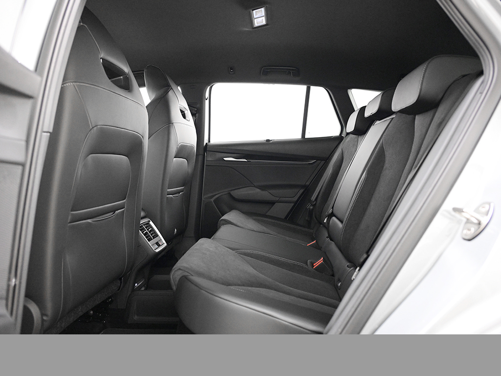 Skoda Enyaq 60 SPORTLINE AHK eKLAPPE CAM MATRIXLED