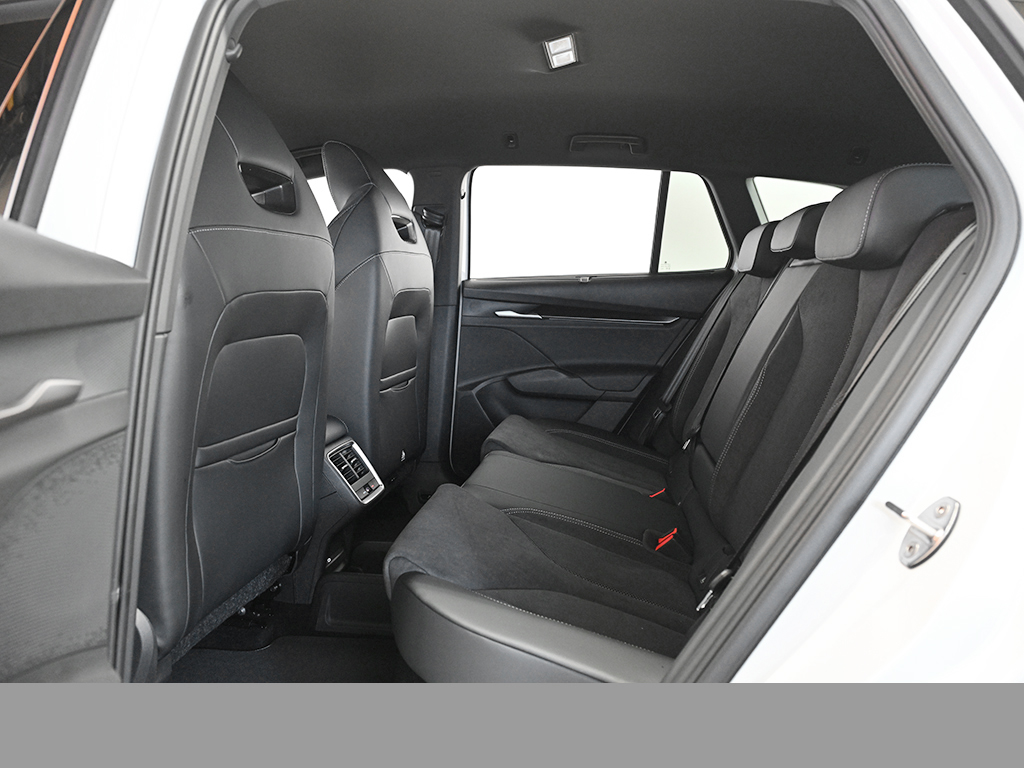 Skoda Enyaq 60 SPORTLINE AHK MATRIXLED eKLAPPE NAVI