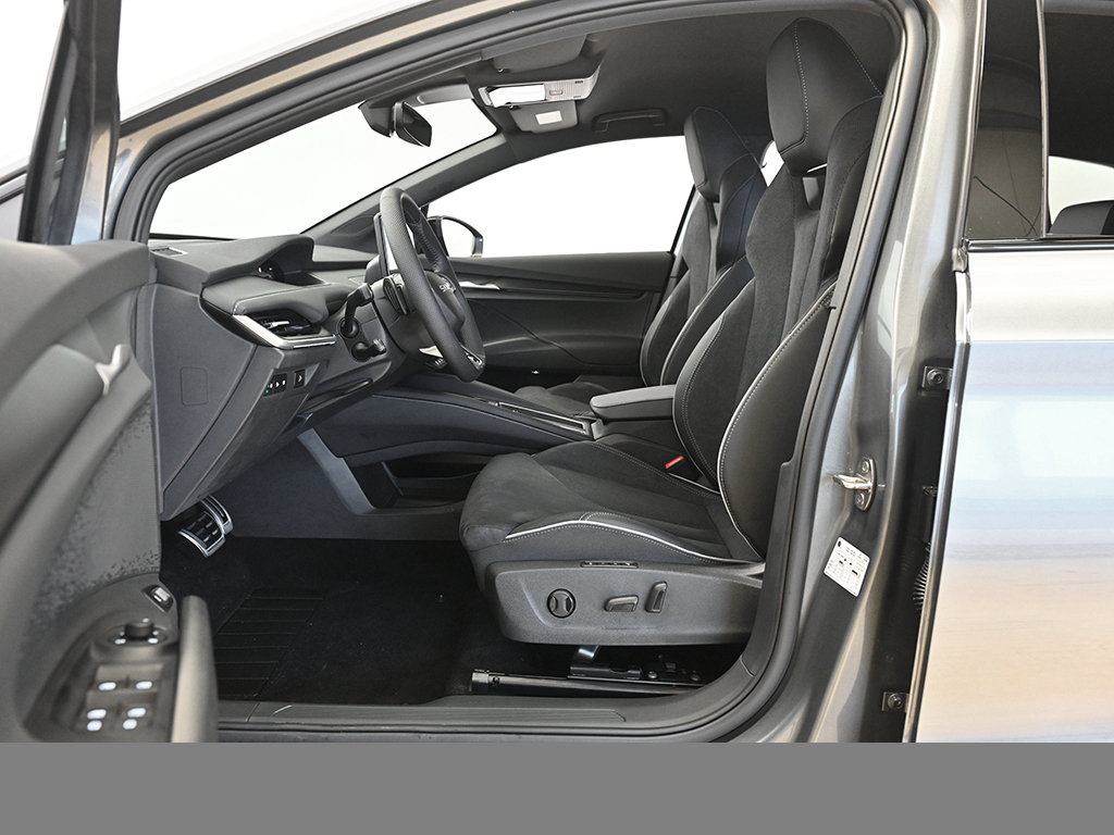 Skoda Enyaq 60 SPORTLINE AHK MATRIXLED eKLAPPE NAVI