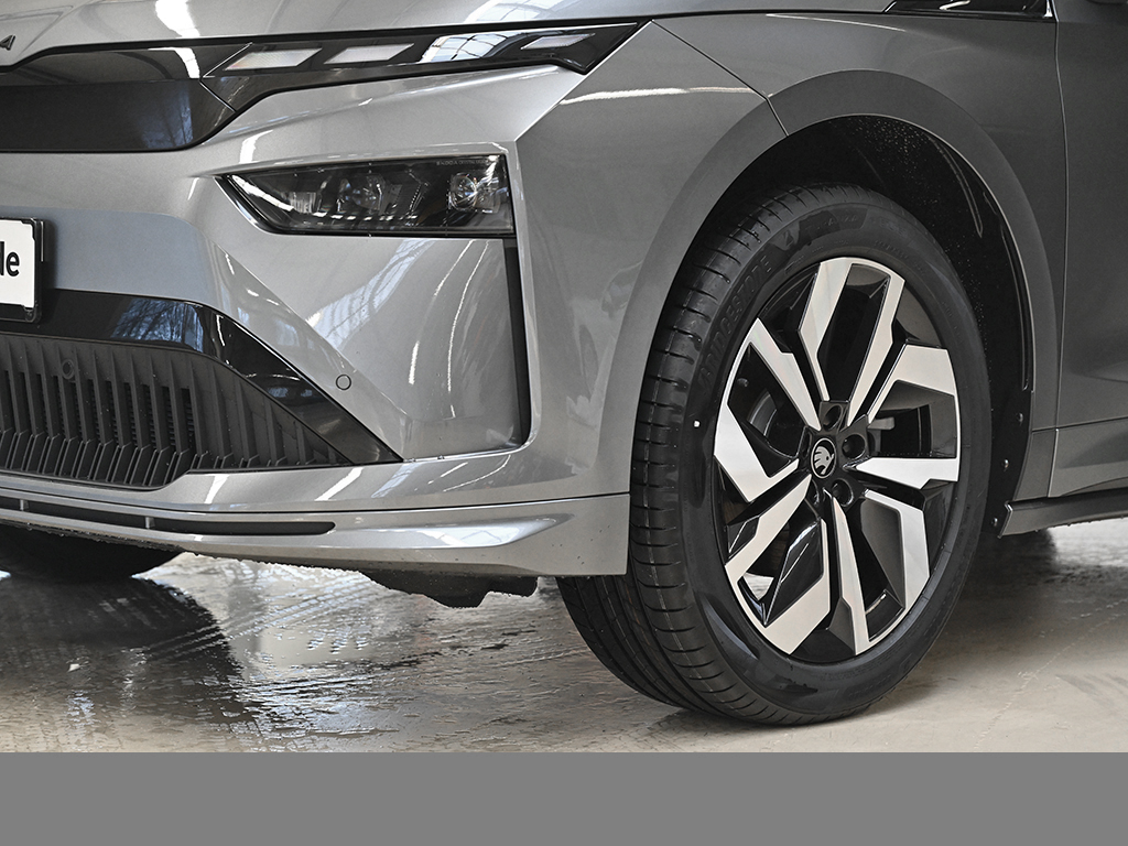 Skoda Enyaq 60 SPORTLINE AHK MATRIXLED eKLAPPE NAVI