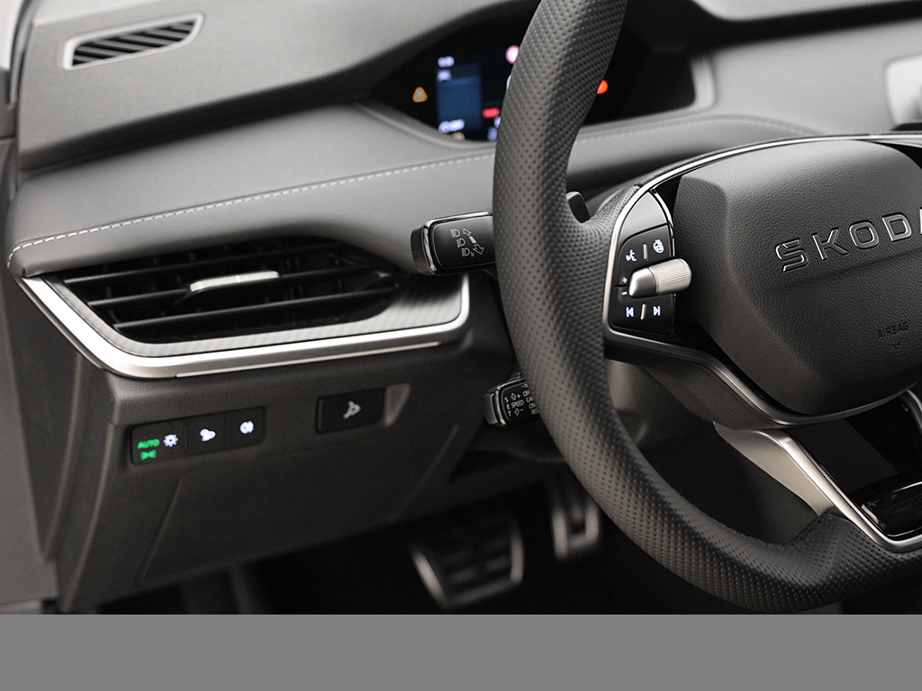 Skoda Enyaq 60 SPORTLINE AHK MATRIXLED eKLAPPE NAVI