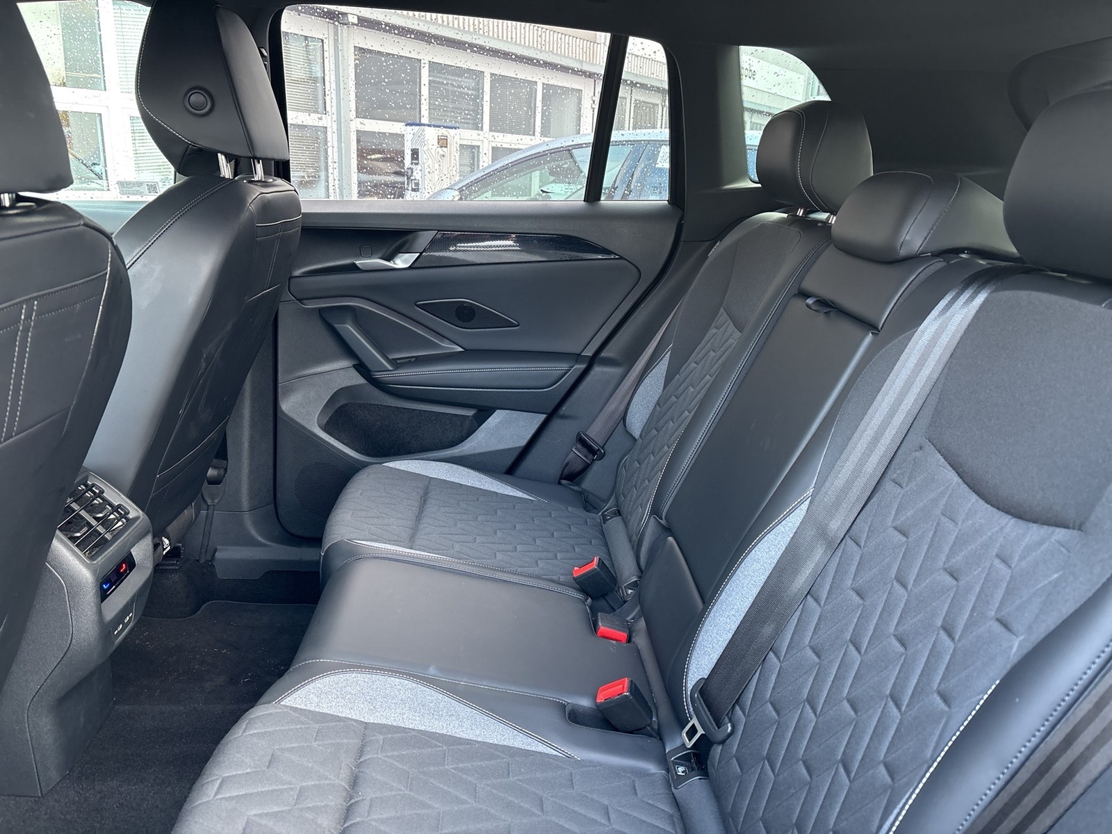 Volkswagen Tiguan 2.0 GOAL 4X4 360CAM ACC EKLAPPE LED+ NAVI