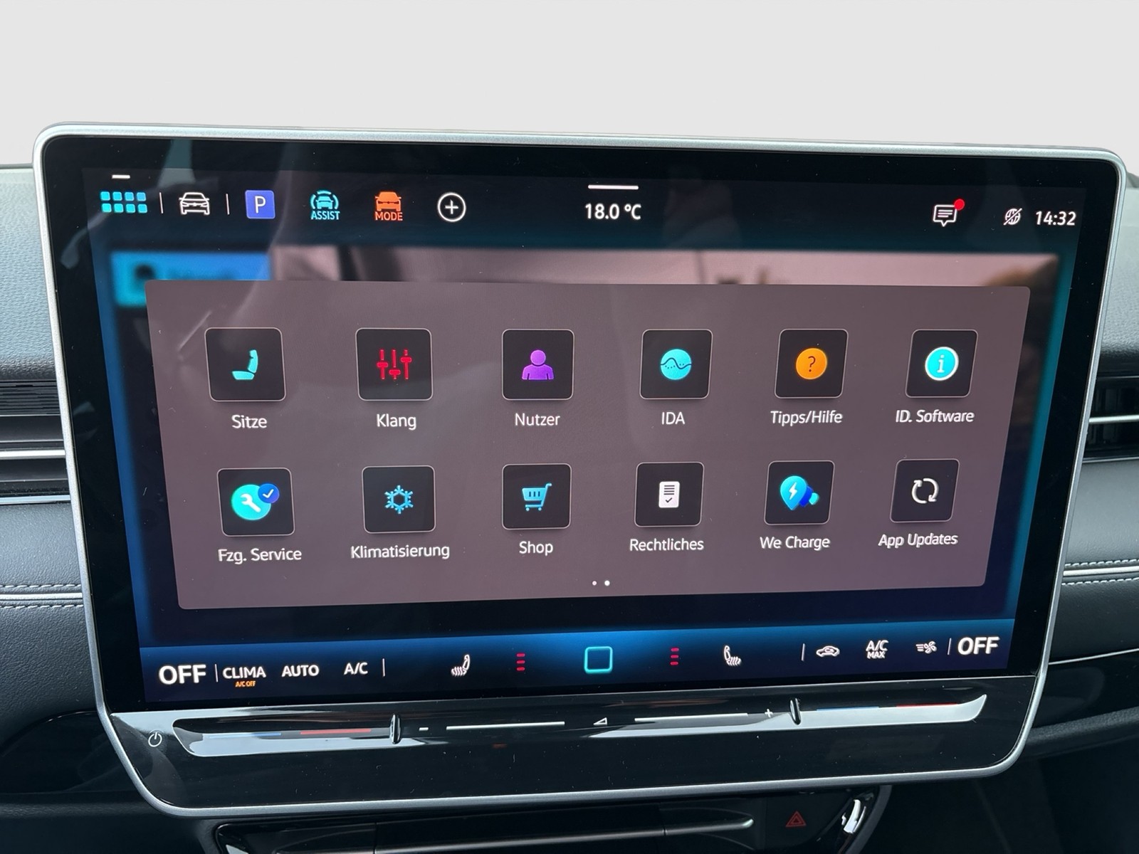 Volkswagen ID.7 Tourer PRO BLACKSTYLE WÄRMEPUMPE AHK 360CAM