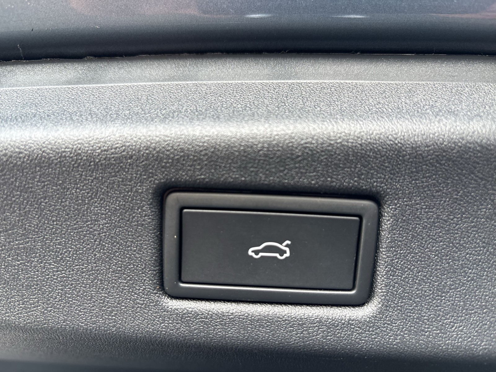 Volkswagen ID.7 Tourer PRO BLACKSTYLE WÄRMEPUMPE AHK 360CAM