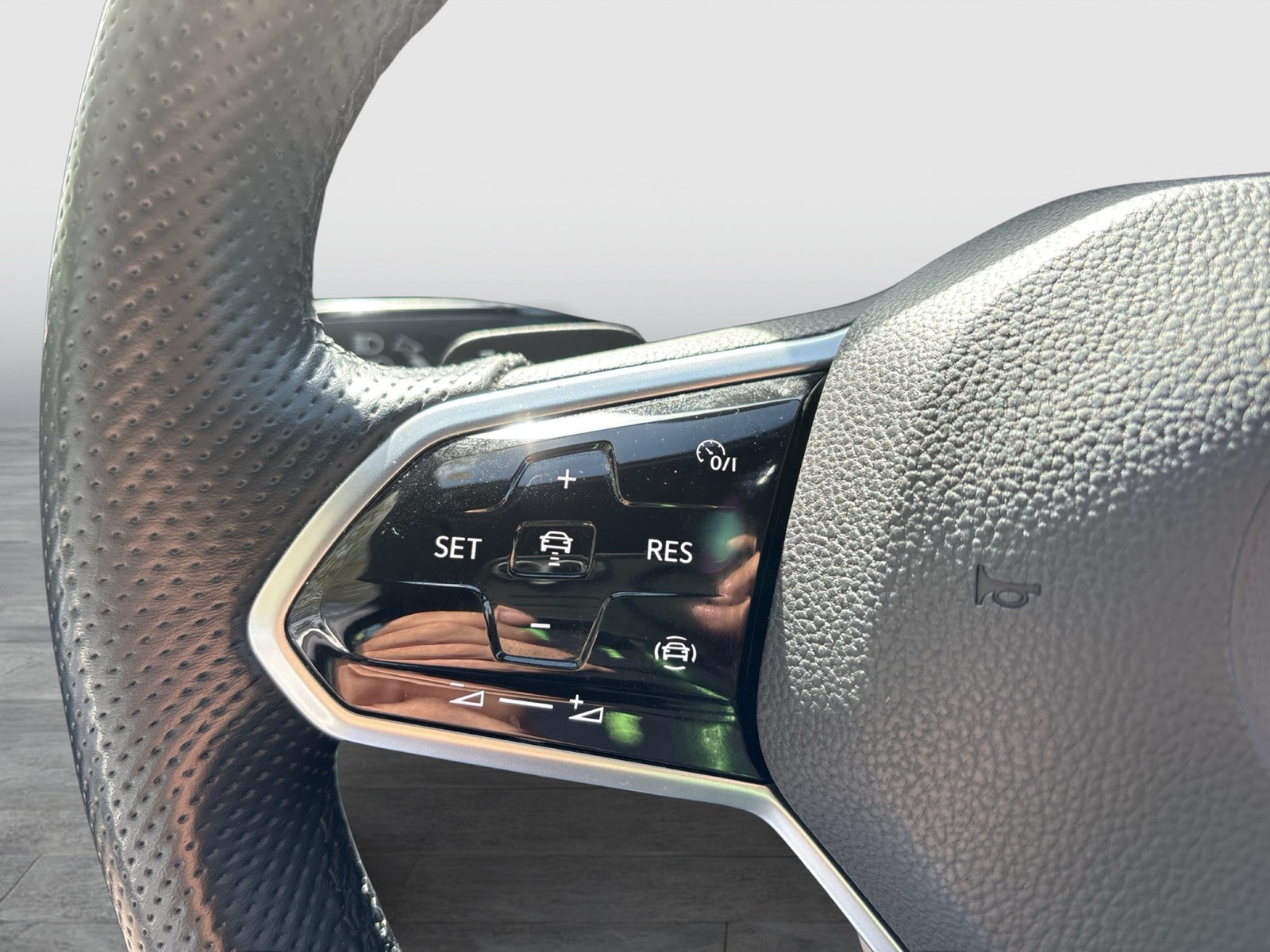 Volkswagen Golf 1.4 HYBRID GTE AHK ACC ALU17 NAVI LED+