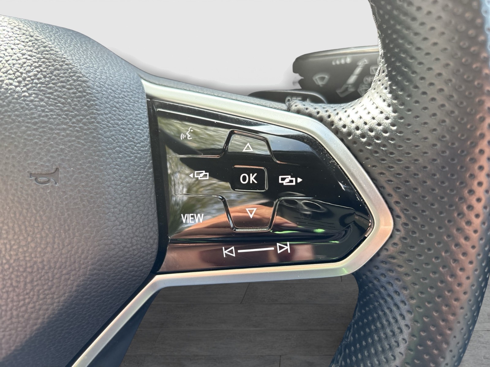 Volkswagen Golf 1.4 HYBRID GTE AHK ACC ALU17 NAVI LED+