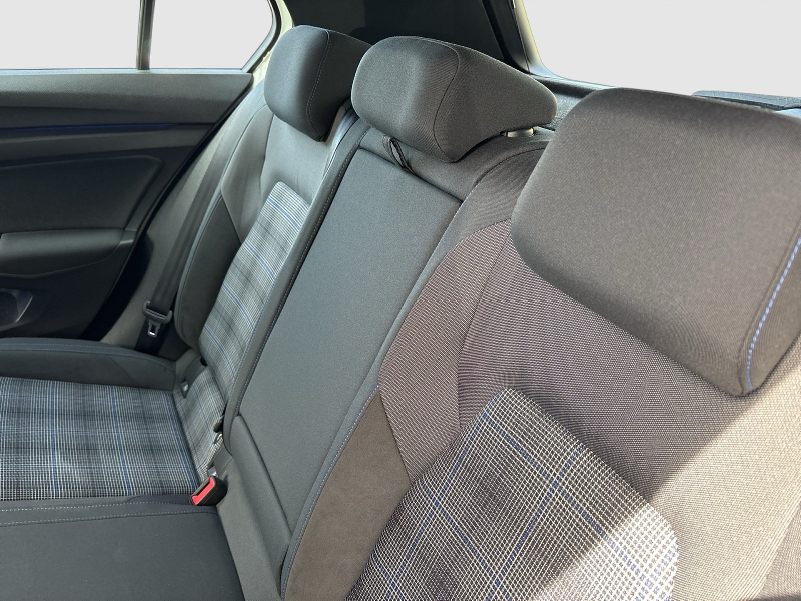 Volkswagen Golf 1.4 HYBRID GTE AHK ACC ALU17 NAVI LED+