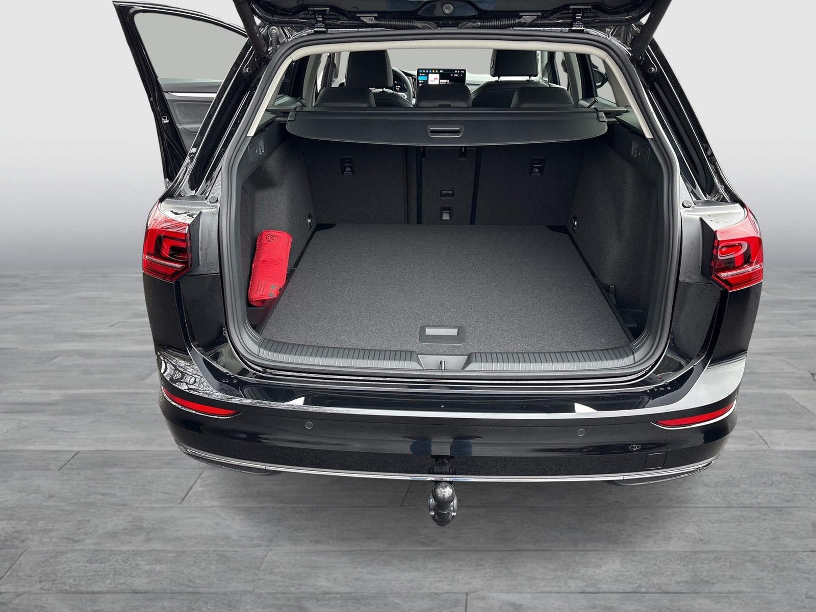 Volkswagen Golf Variant 1.5 STYLE DSG AHK eKLAPPE CAM LM18