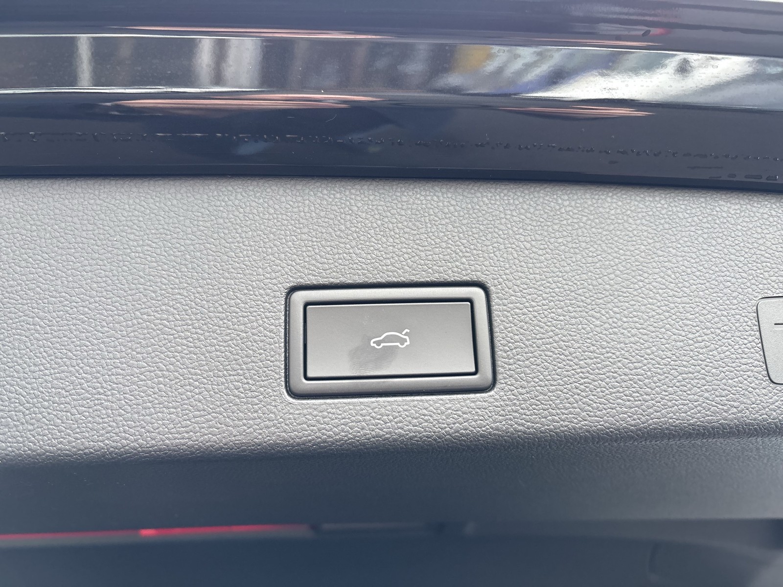 Volkswagen Golf Variant 1.5 STYLE DSG AHK eKLAPPE CAM LM18