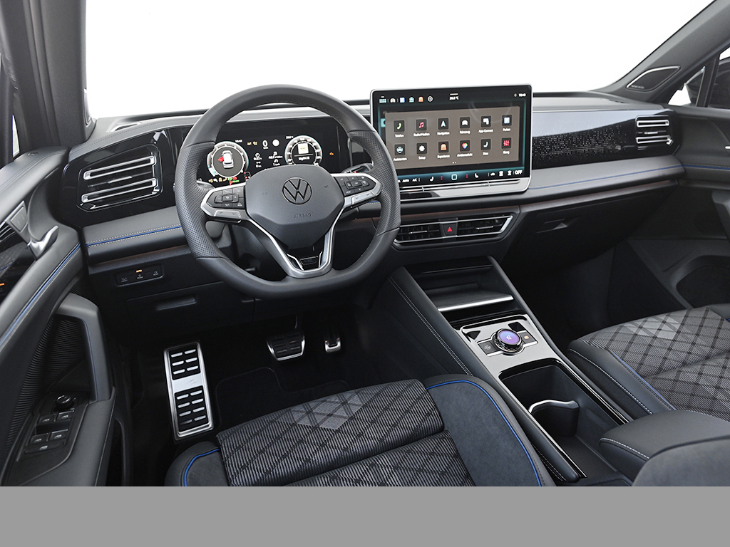 Volkswagen Tiguan 1.5 R-LINE DSG BLACKSTYLE HARMANKARDON