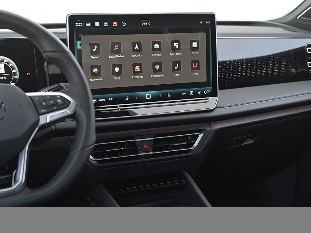 Volkswagen Tiguan 1.5 R-LINE DSG BLACKSTYLE HARMANKARDON