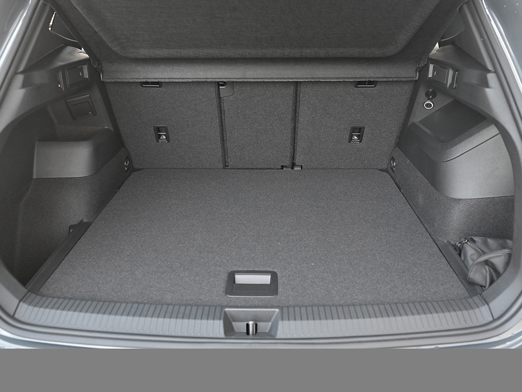 Volkswagen Tiguan 1.5 R-LINE DSG BLACKSTYLE HARMANKARDON