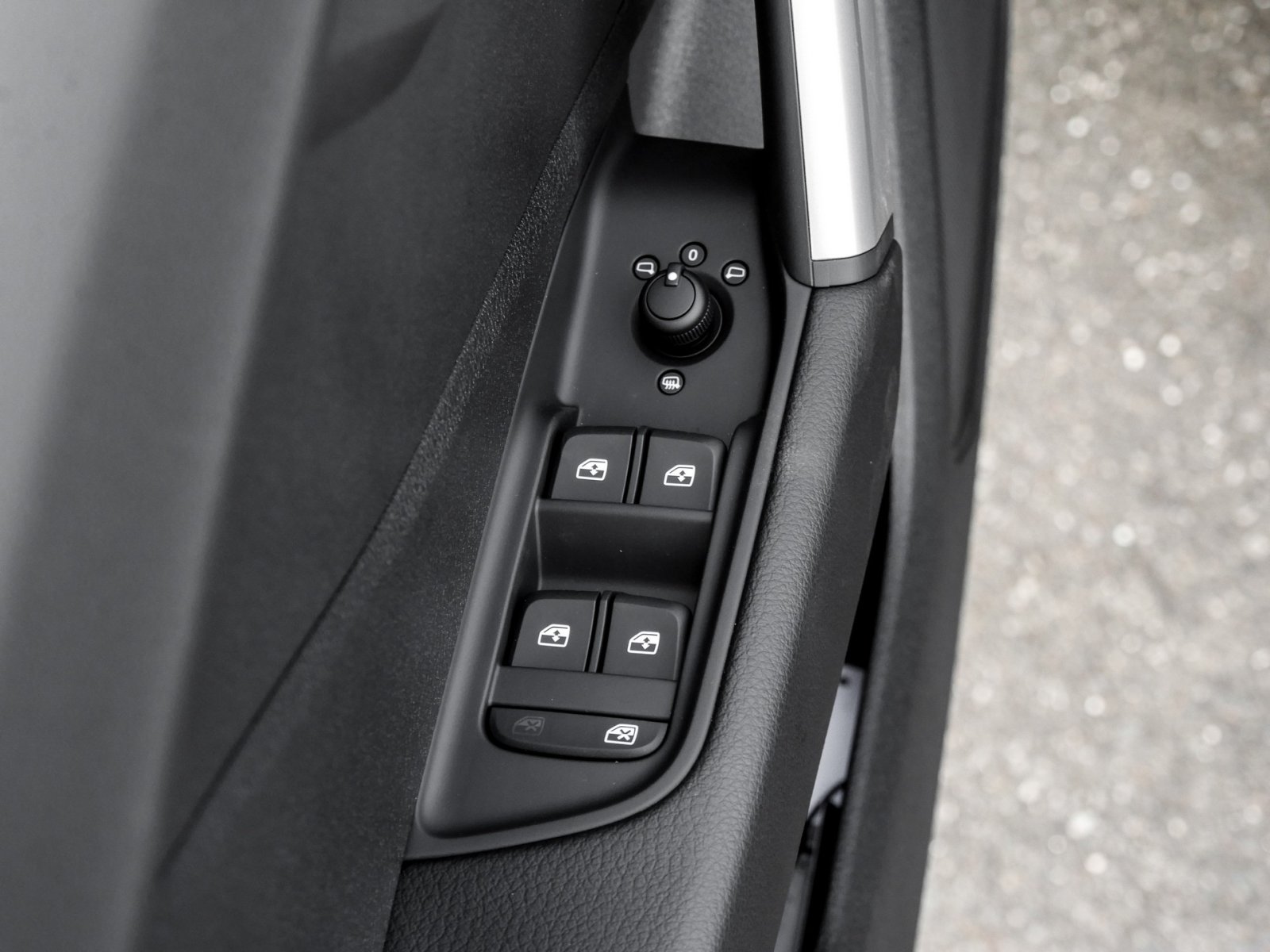 Audi Q2 30 TFSI advanced Smartphone-Interface+Sitzheizung vorn+Sonnenschutzverglasung abgedunkelt