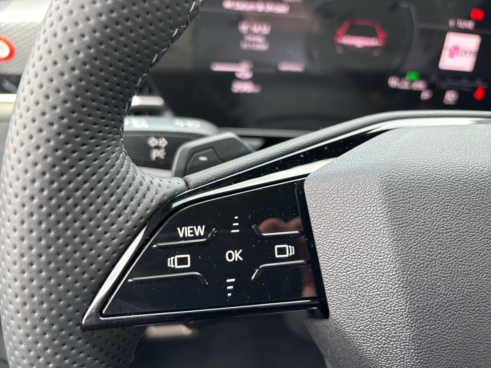 Audi A6 e-tron Avant performance S LINE AHK ACC LM21