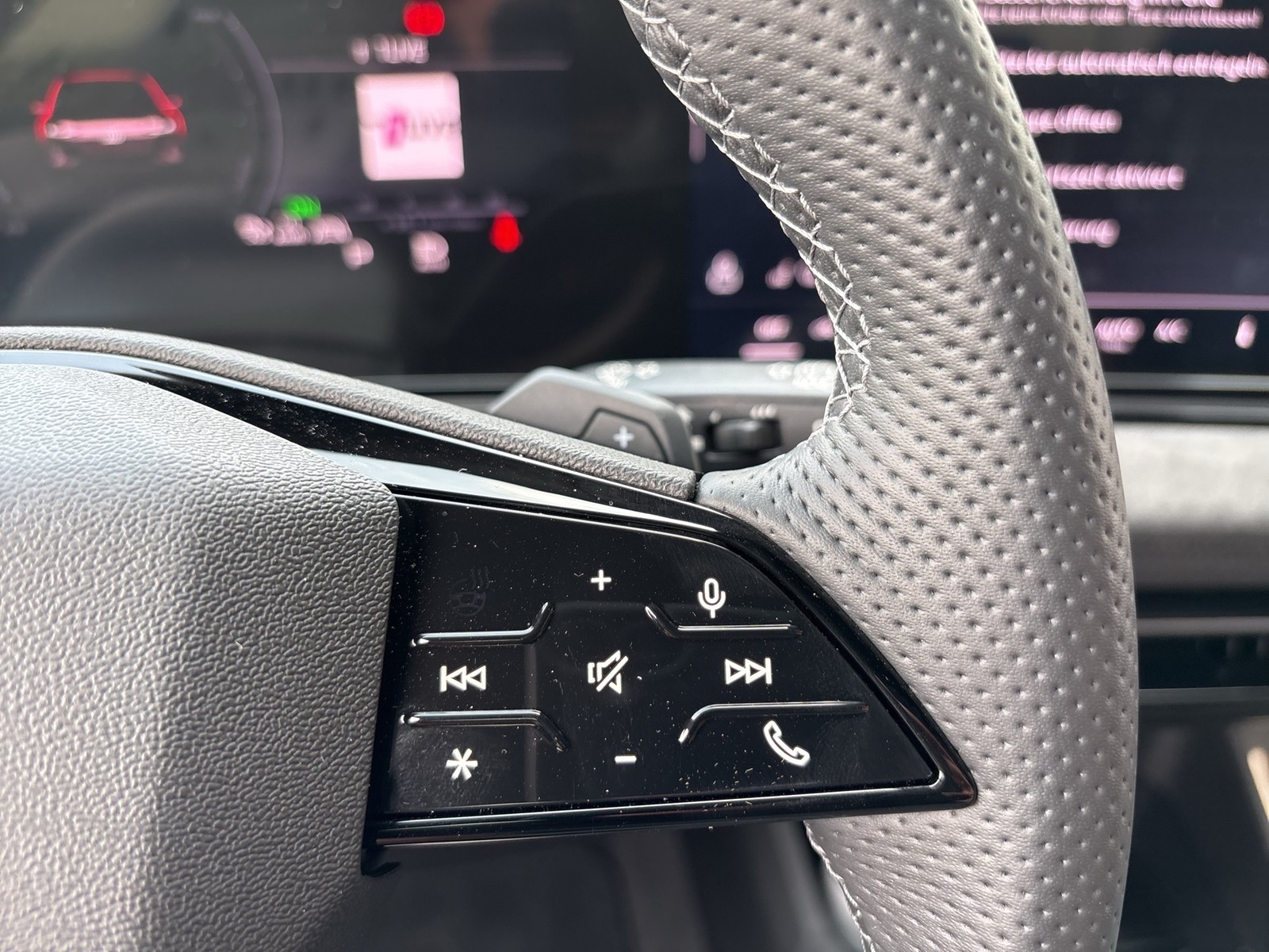 Audi A6 e-tron Avant performance S LINE AHK ACC LM21