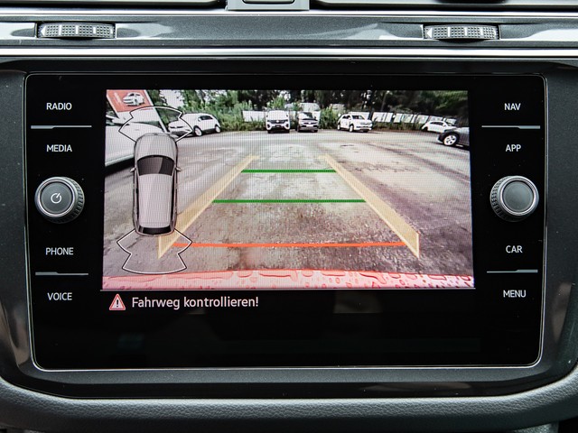 Volkswagen Tiguan 1.5 ACTIVE ACC ALU18 HEADUP eKLAPPE KAMERA