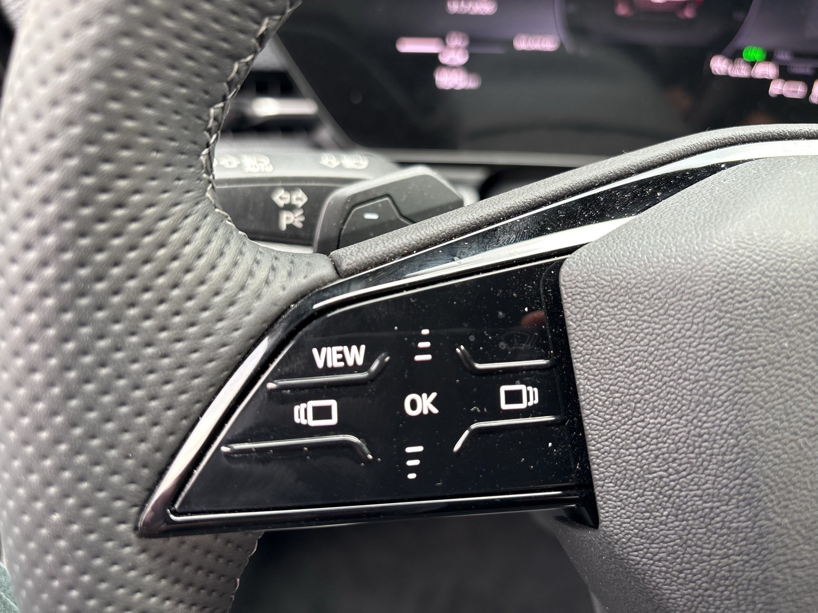 Audi A6 e-tron Avant performance S LINE AHK ACC LM21