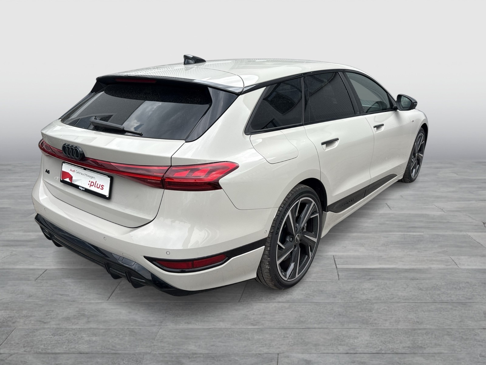 Audi A6 e-tron Avant performance S LINE AHK ACC LM21